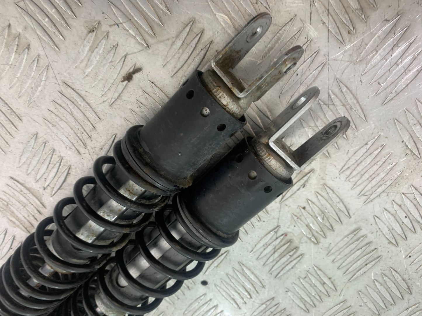 KAWASAKI J125 J125 REAR SHOCKS YEAR 2016-2020 (CMB1158)