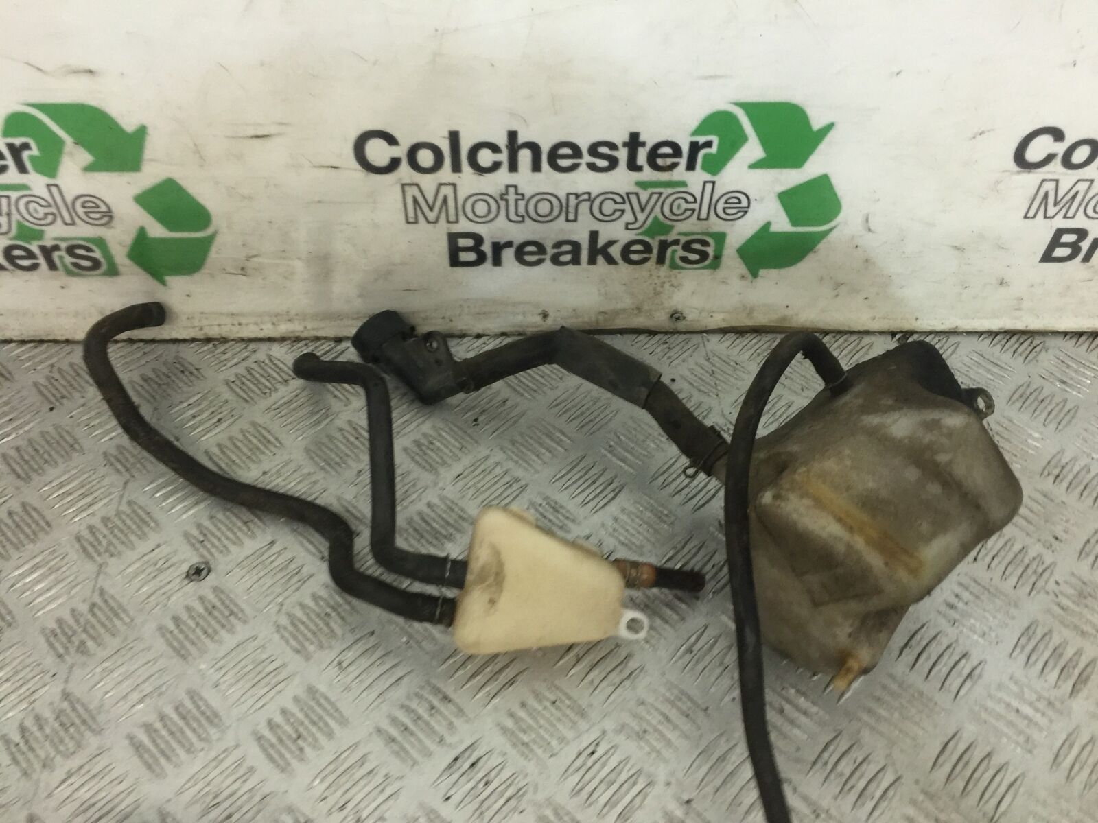 HONDA VT600 VT 600 SHADOW COOLANT BOTTLE YEAR 1996 (STOCK 747)