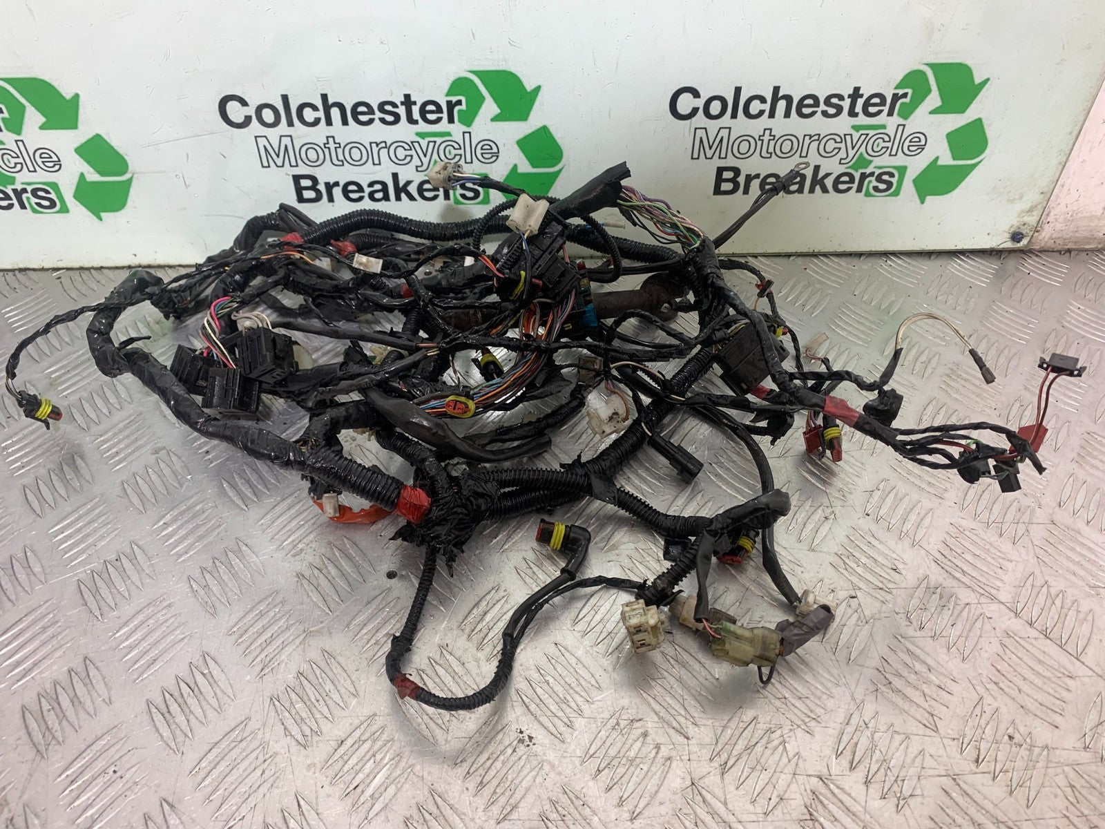 PIAGGIO VESPA GTS 125 WIRING LOOM  YEAR 2009-2014  (CMB1261)