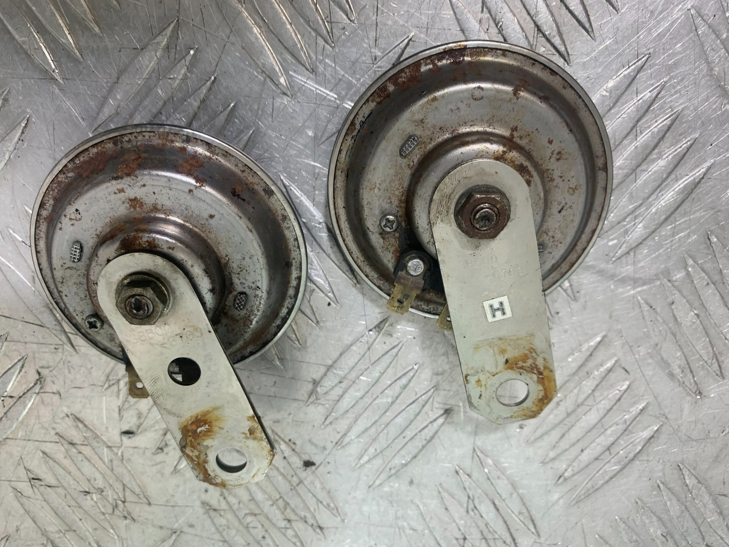 SUZUKI GSX750 INAZUMA HORNS  YEAR 1998-2003 (CMB1308)