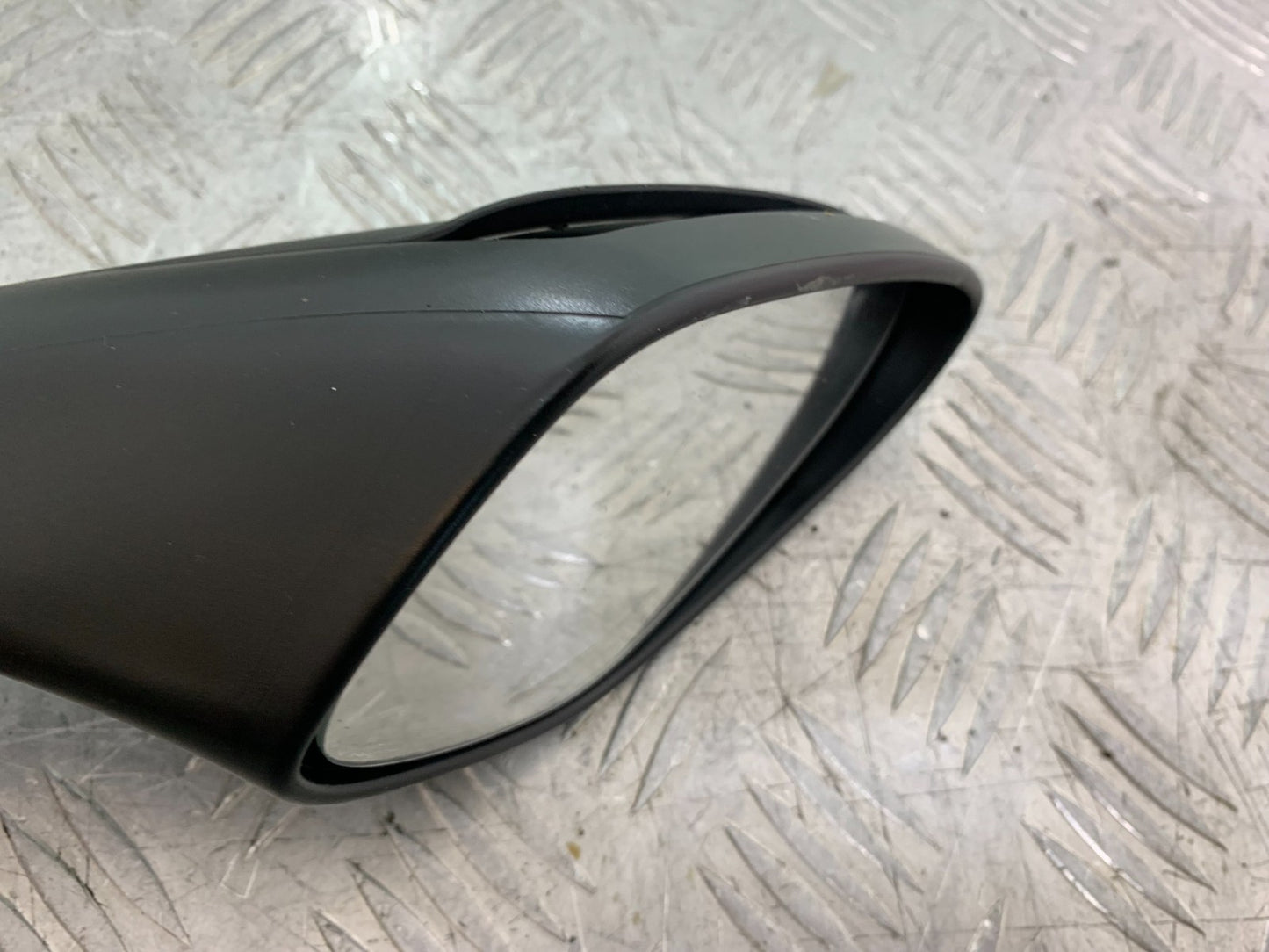 MV AGUSTA 675 F3 RIGHT MIRROR  YEAR 2012-2016 (CMB1302)