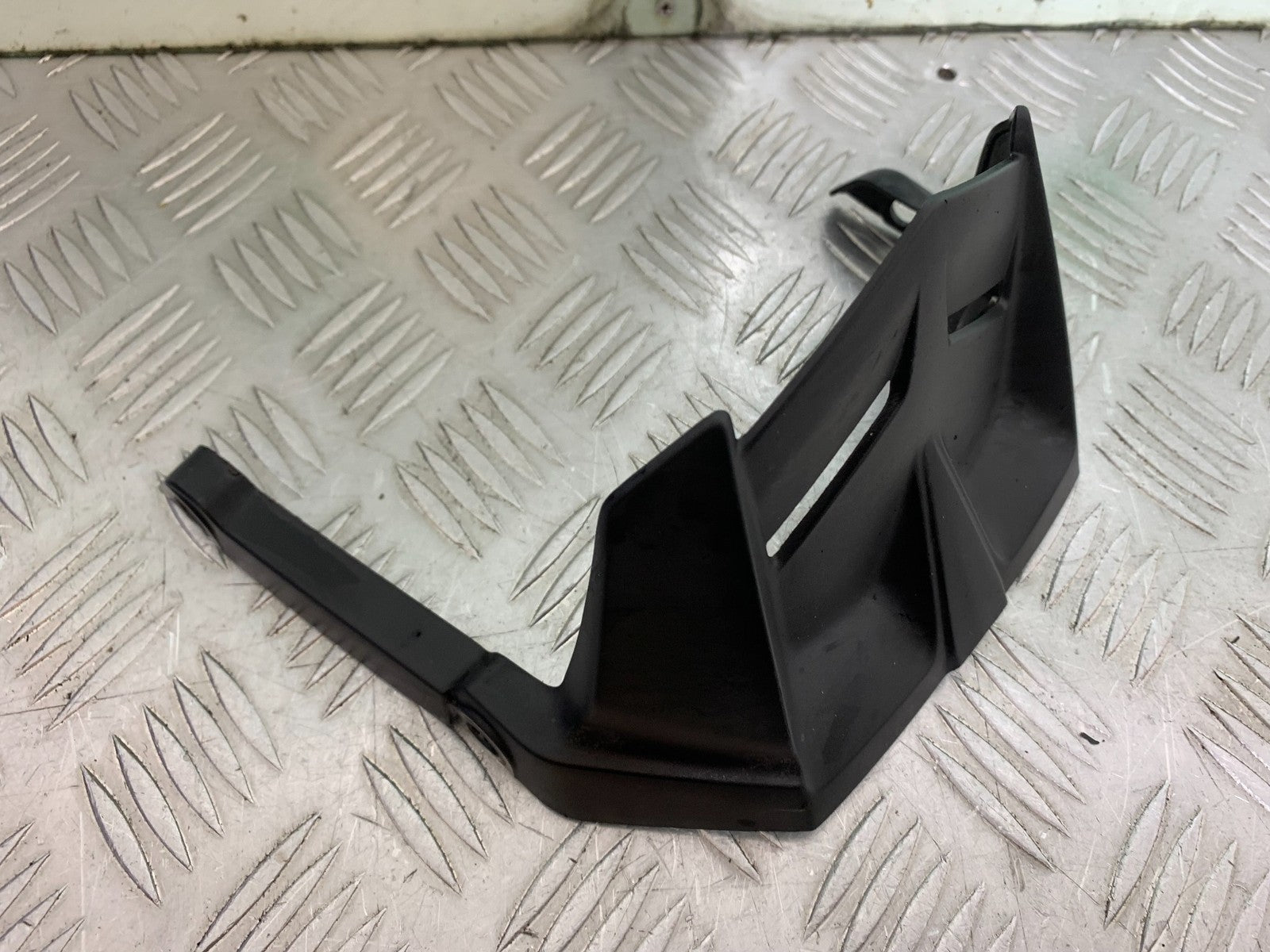 YAMAHA YZF-R125 YZF 125 HUGGER  YEAR 2019-2022 (CMB1263)