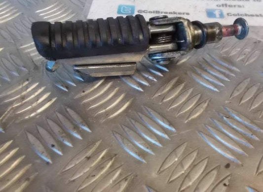 KAWASAKI Z750 Z 750 FRONT LEFT FOOTPEG  YEAR 2009