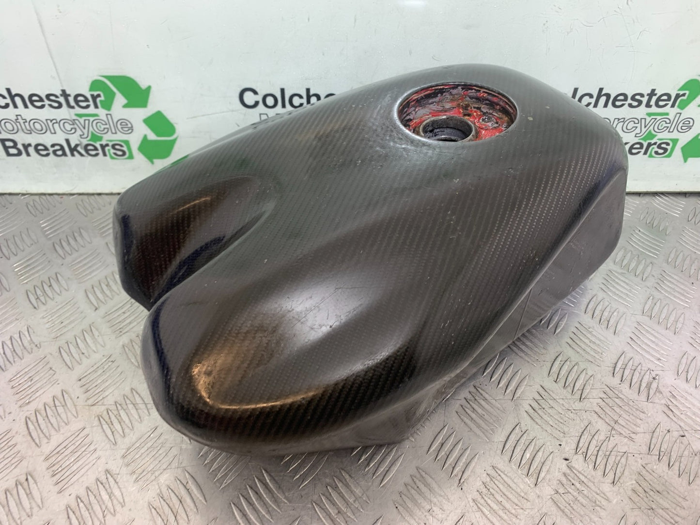 DUCATI 996 SPS 748 916 998 PETROL TANK (CARBON COVER)  1999-2000 (CMB1209)