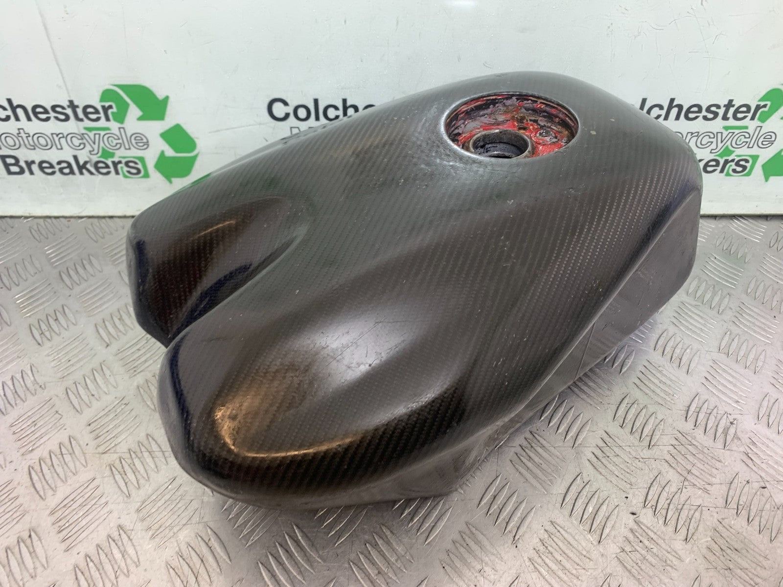 DUCATI 996 SPS 748 916 998 PETROL TANK (CARBON COVER)  1999-2000 (CMB1209)