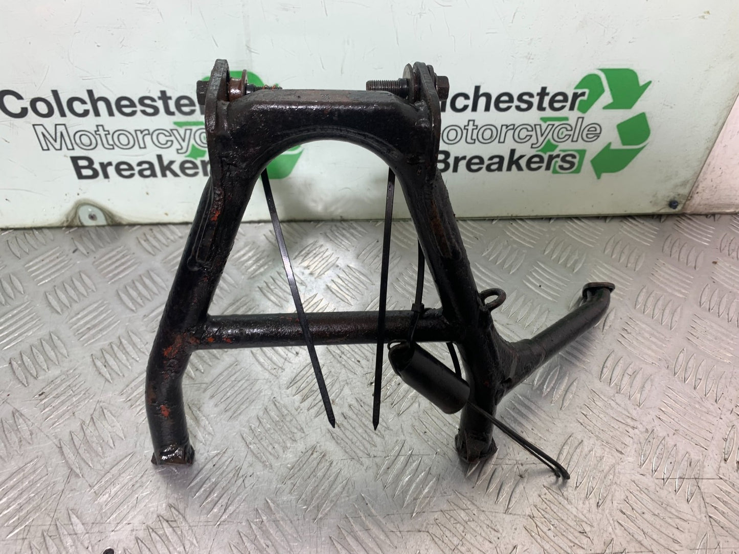 HONDA CBR1100 BLACKBIRD CENTER STAND  YEAR 1999-2005 (CMB1232)