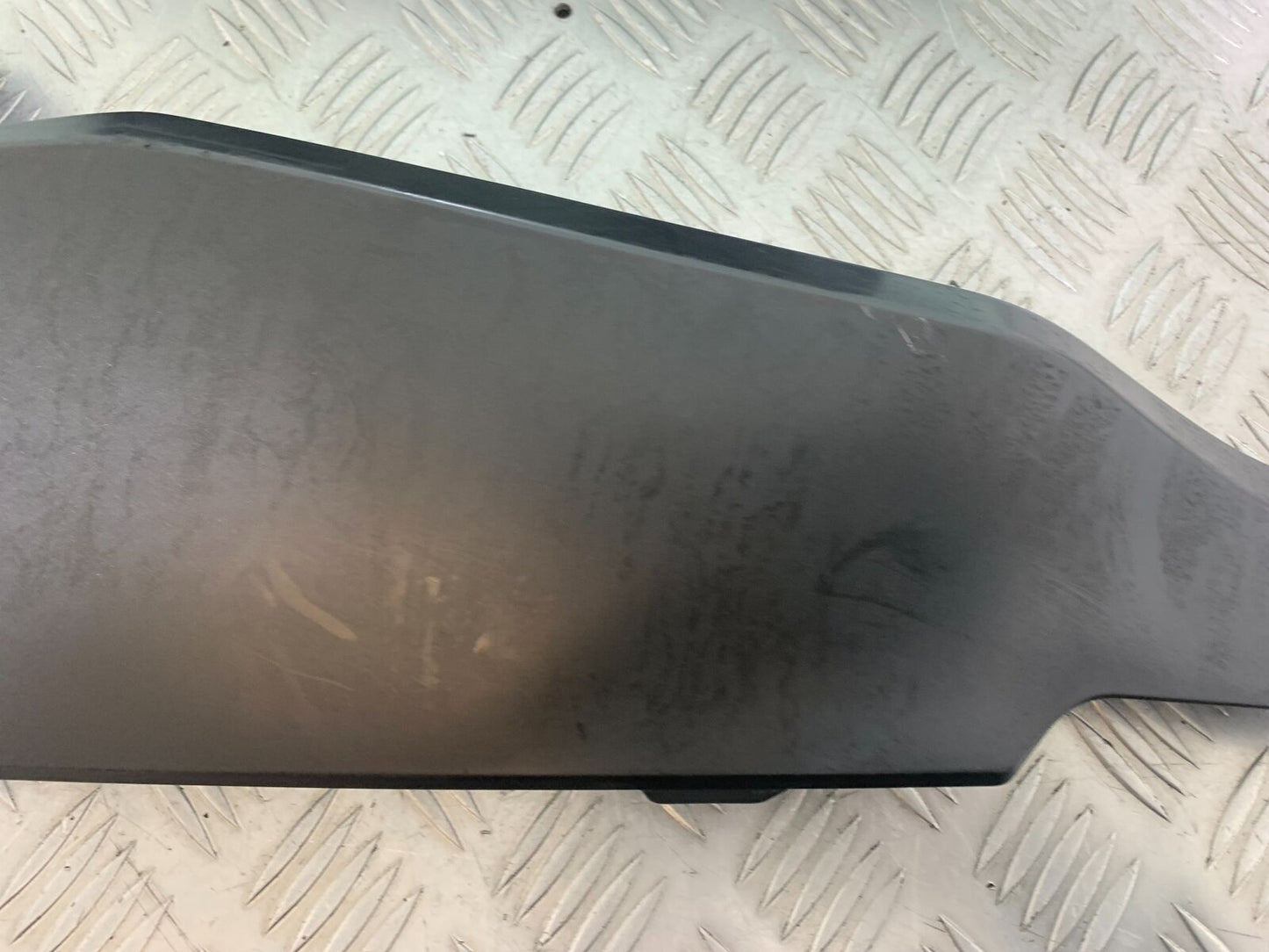 SUZUKI AN400 AN 400 BURGMAN LEFT BELLYPAN   YEAR 2017-2024 (CMB1118)