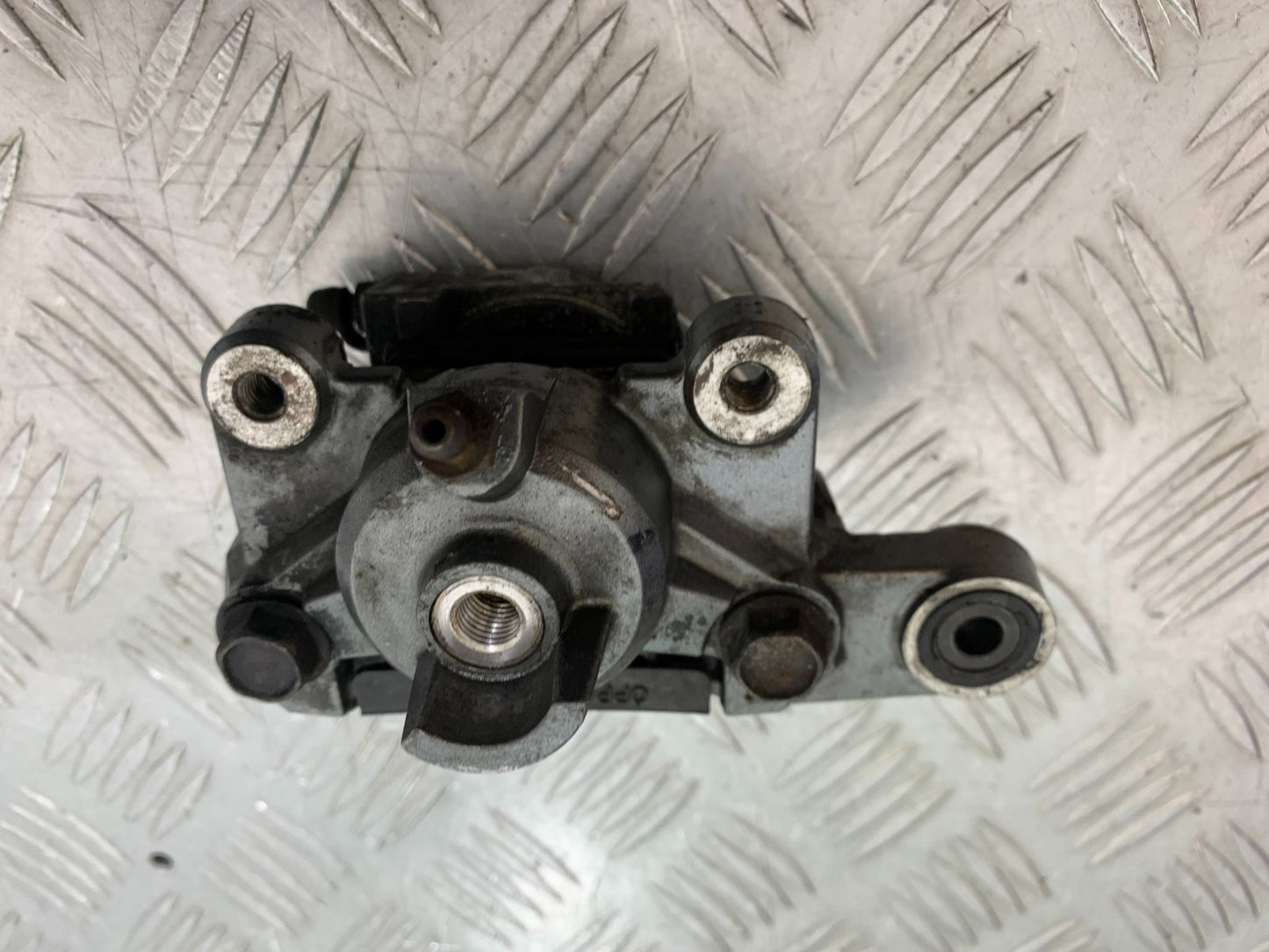 KAWASAKI ZZR1100 D REAR BRAKE CALIPER  YEAR 1993-2001 (CMB1189)