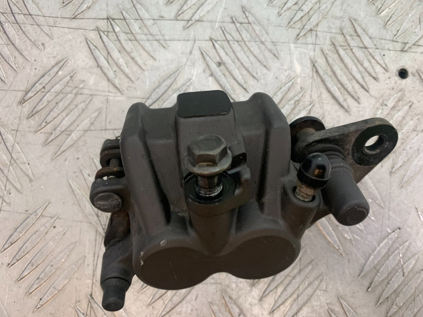 YAMAHA XMAX 300 FRONT BRAKE CALIPER YEAR 2017-2020 (CMB1218)
