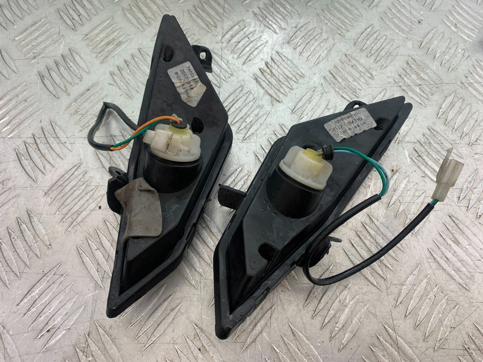 NECO ALEXONE 125 REAR INDICATORS  YEAR 2016-2022  (CMB1273)