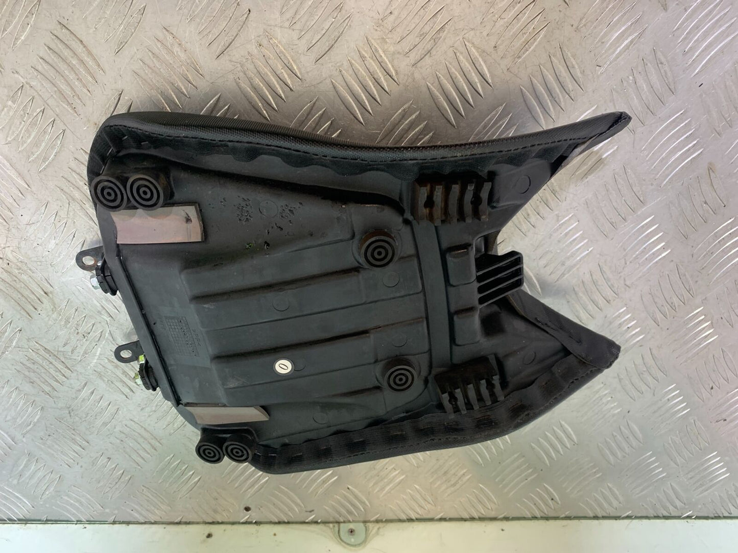 BENELLI BN125 BN 125 FRONT SEAT   YEAR 2018-2021 (CMB1080)