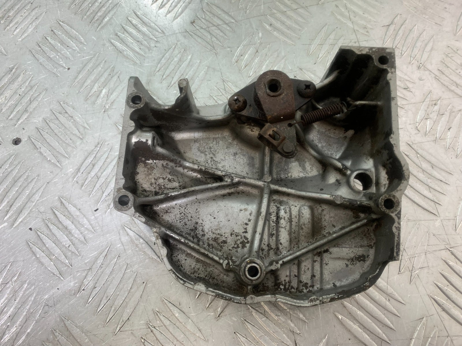 SUZUKI GS500 GS 500 SPROCKET COVER   YEAR 2001-2008 (CMB1254)