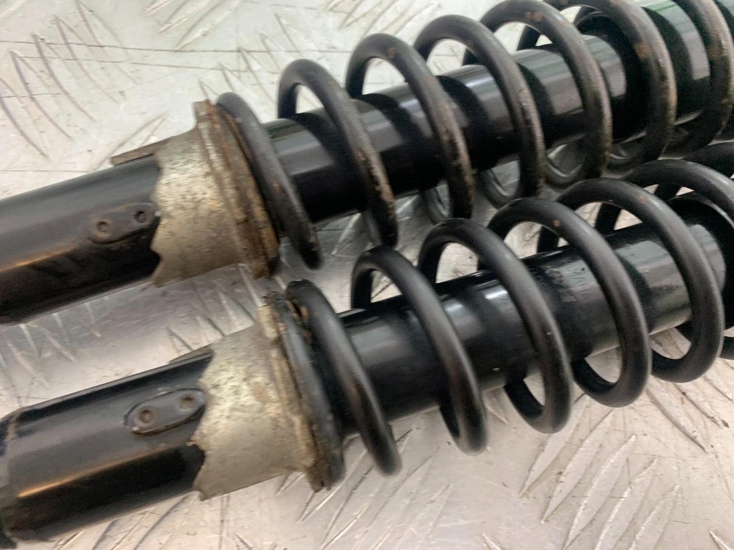 YAMAHA XMAX 300 REAR SHOCKS  YEAR 2017-2020 (CMB1218)