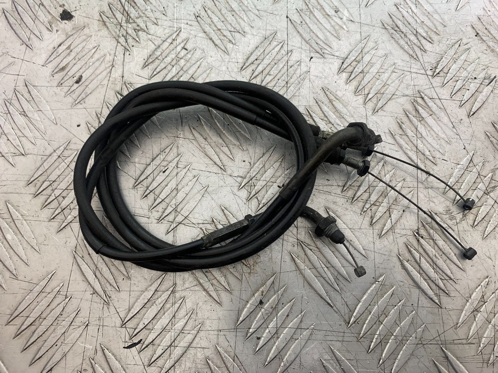 KTM 990 SUPER DUKE THROTTLE CABLES YEAR 2007-2011  (CMB1207)