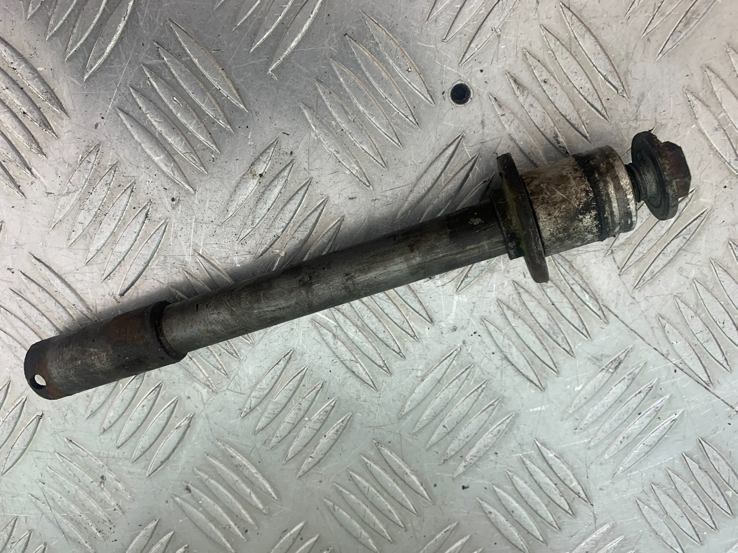 BMW K1200 K 1200 LT FRONT WHEEL SPINDLE   YEAR 1999-07 (CMB1138)