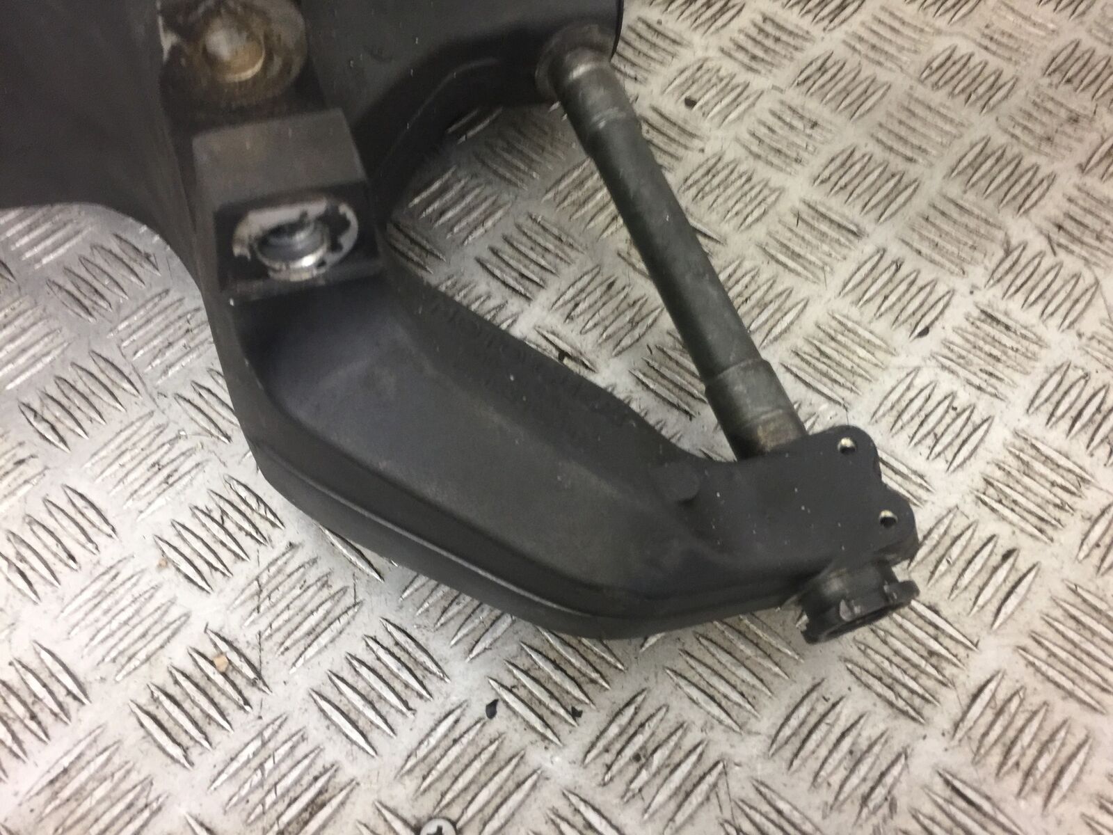 MOTO GUZZI SPORT 4V SWINGARM  YEAR 2009 (STOCK 469)