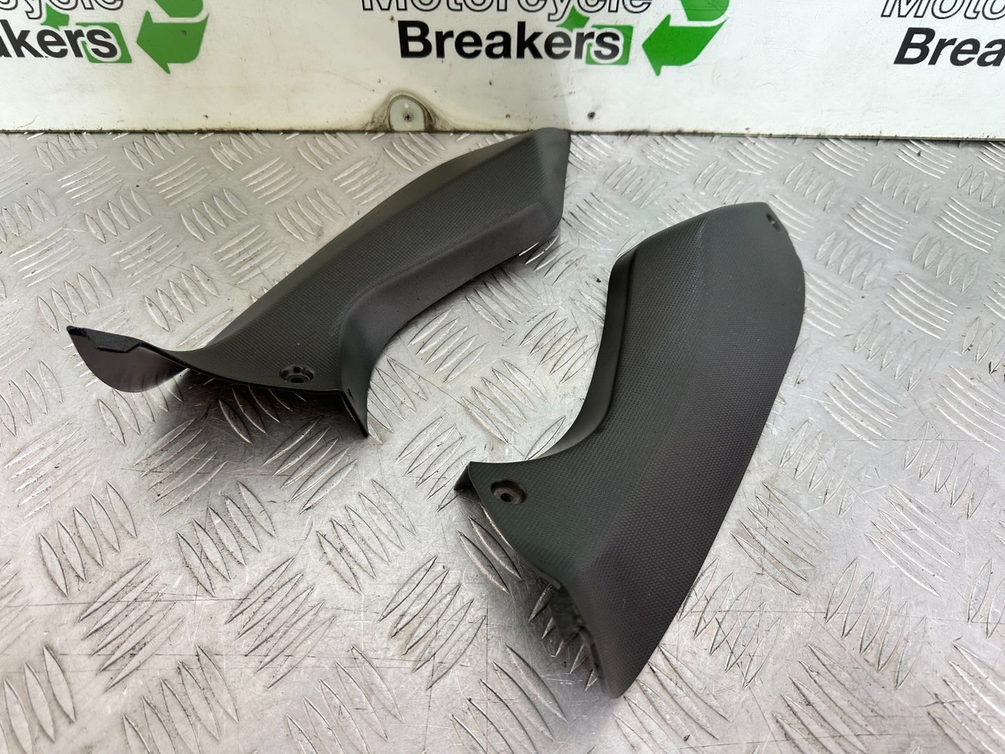 KAWASAKI ER6 F ER6F TOP FAIRING INFILLS YEAR 2005-2008 (CMB1178)