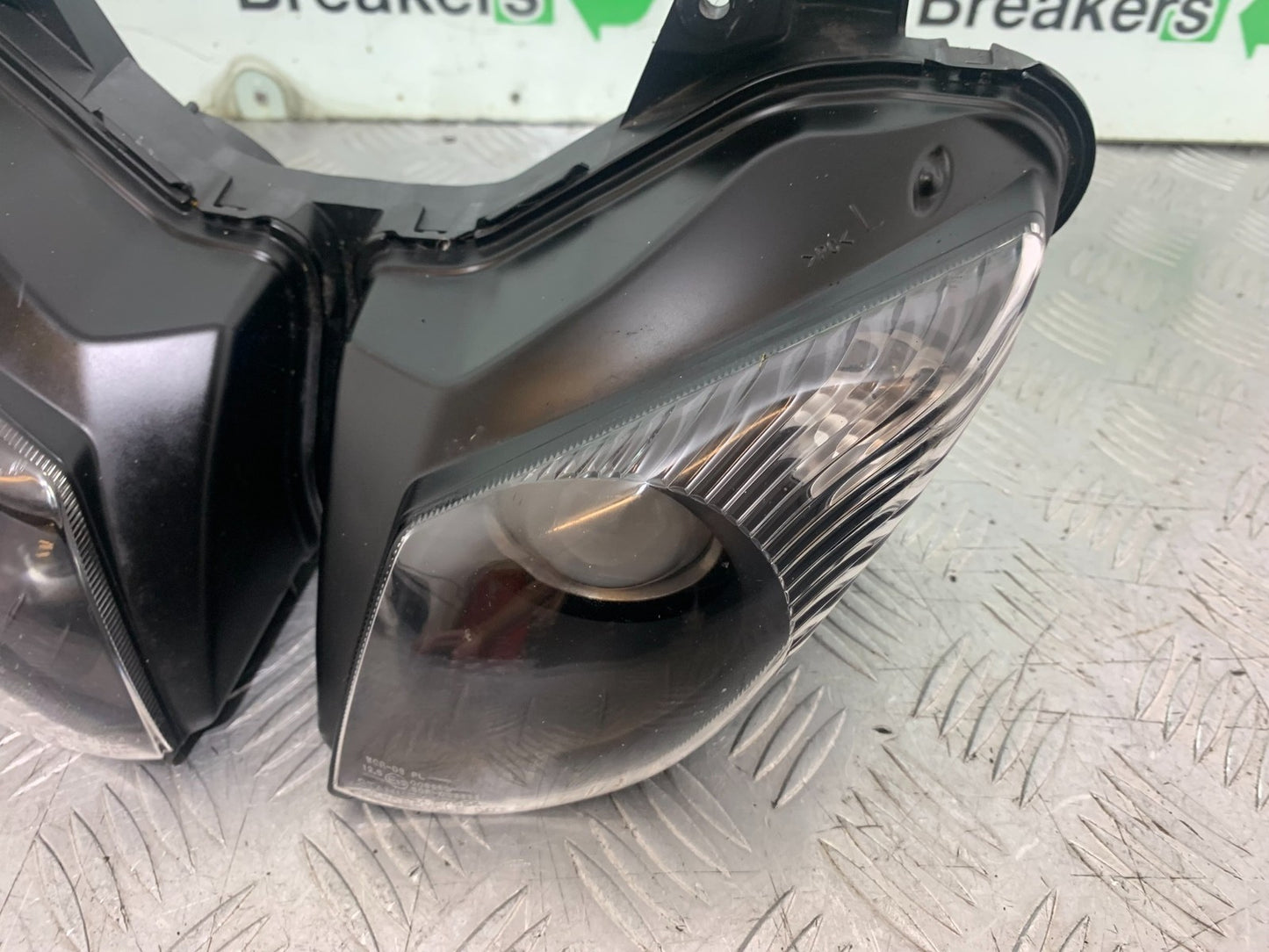 KAWASAKI ZX10R ZX10 R HEADLIGHT   2008-2010 (CMB1206)