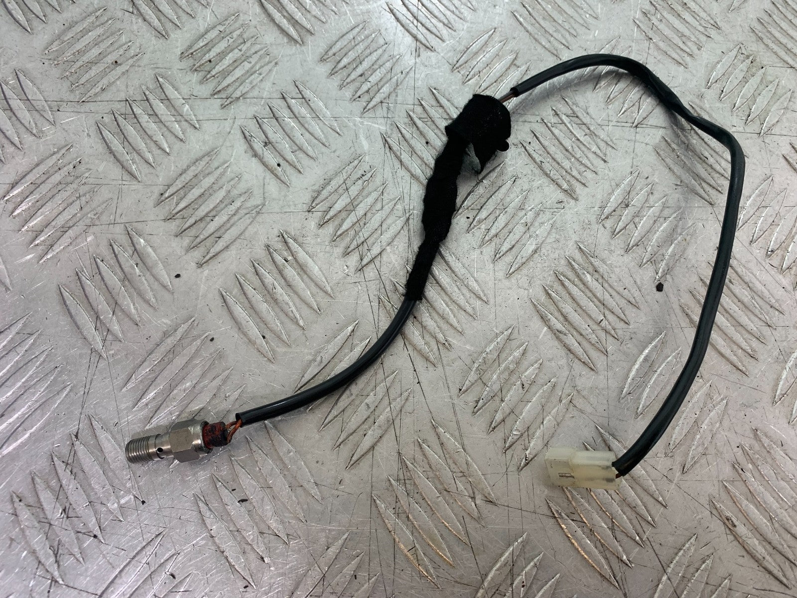 APRILIA RSV4 FACTORY BRAKE LIGHT SWITCH   YEAR 2009-2012 (CMB1224)