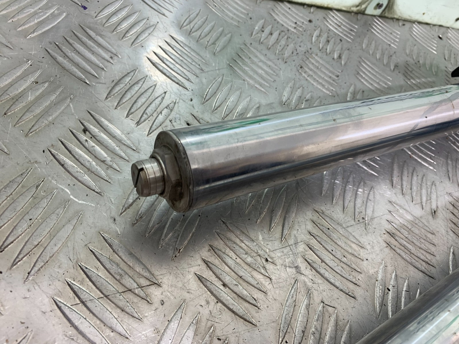 TRIUMPH 955I SPRINT RS FORKS YEAR 1999-03 (CMB1313)