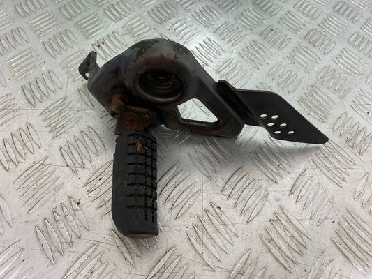 HONDA CBF125 CBF 125 FRONT LEFT HANGER  YEAR 2009-14 (CMB1182)