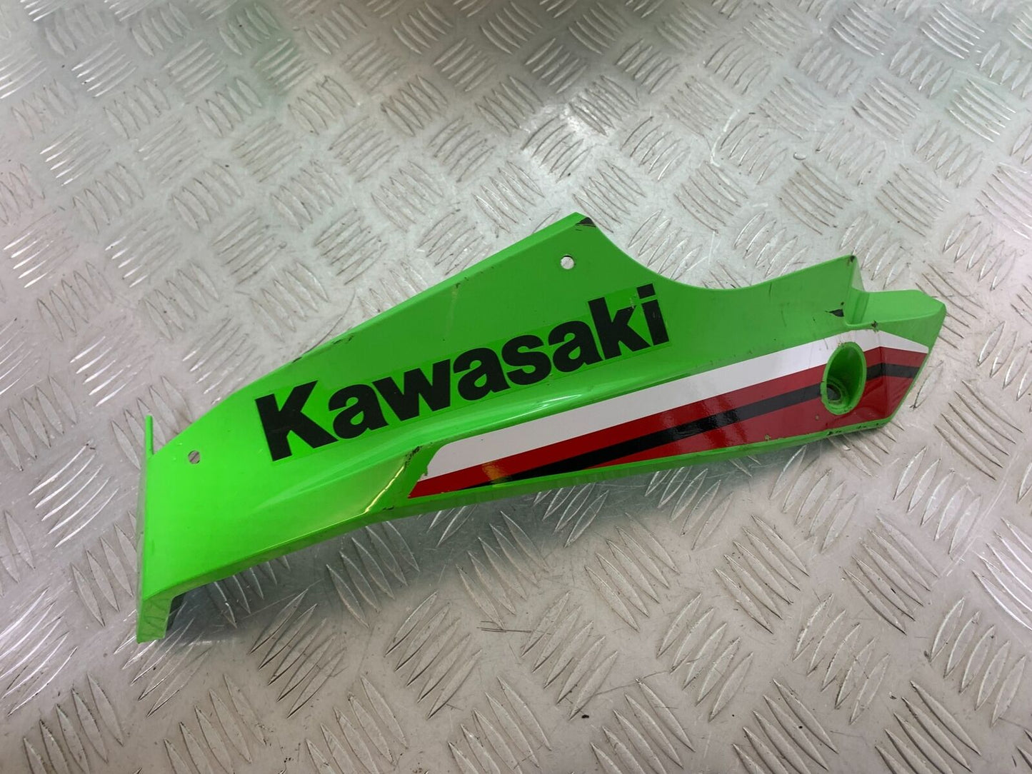 KAWASAKI NINJA 400 EX 400 LEFT LOWER FAIRING PANEL  YEAR 2024 (CMB1075)