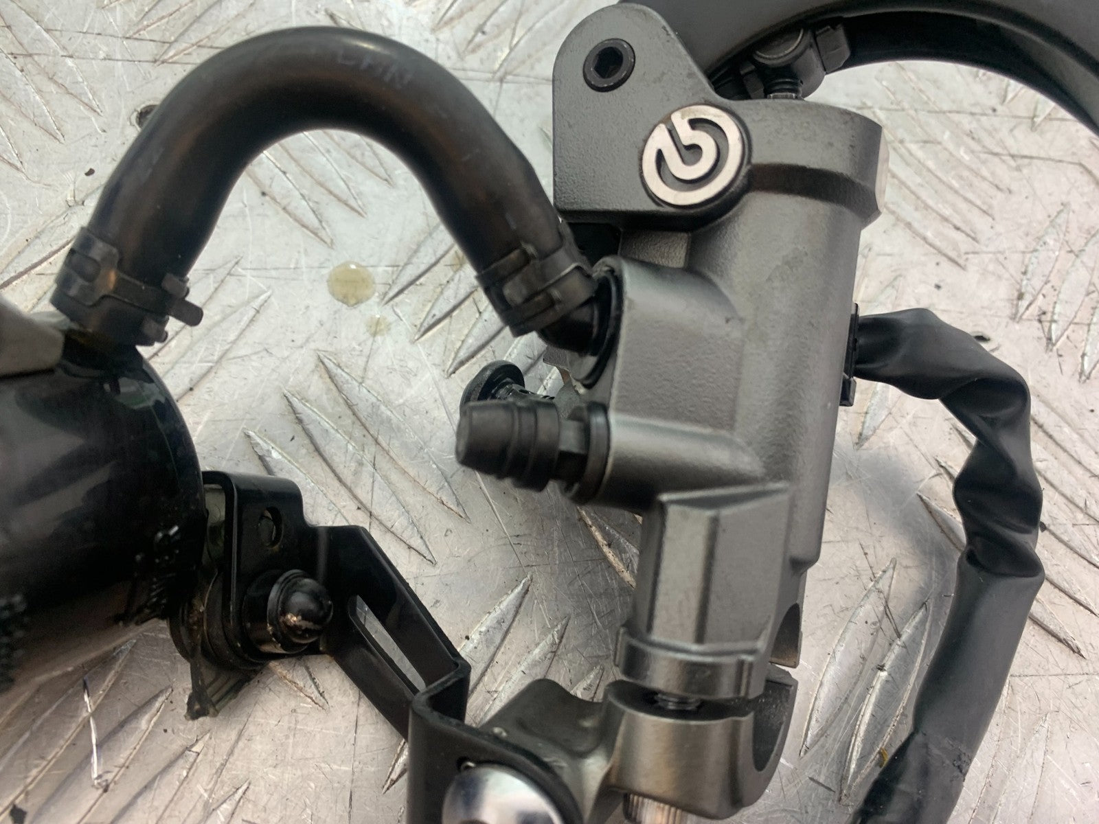 YAMAHA XSR900 XSR 900 BREMBO FRONT MASTER CYLINDER  YEAR 2022-2024 (CMB1215)