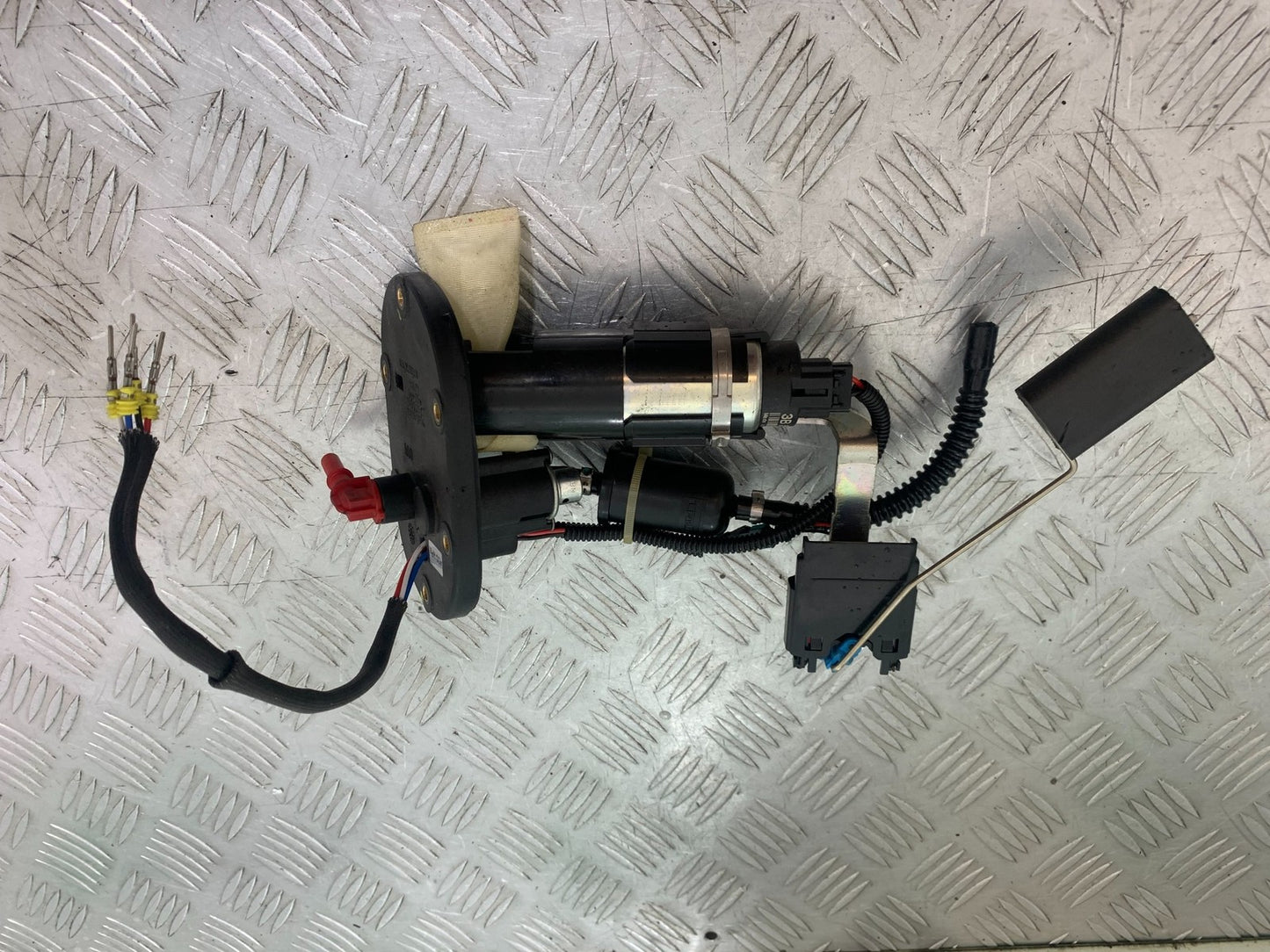 APRILIA RS660 RS 660 PETROL PUMP  YEAR 2020-2024 (CMB1202)