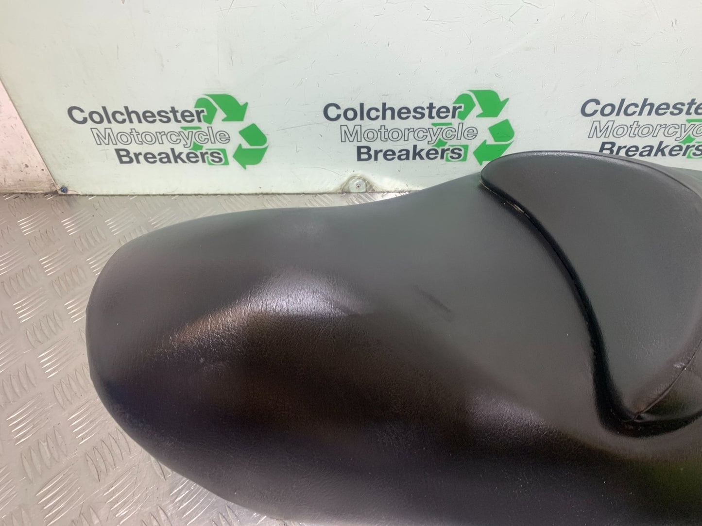 SUZUKI AN 200 UH 200 SEAT BURGMAN YEAR 2007-2009 (CMB1256)