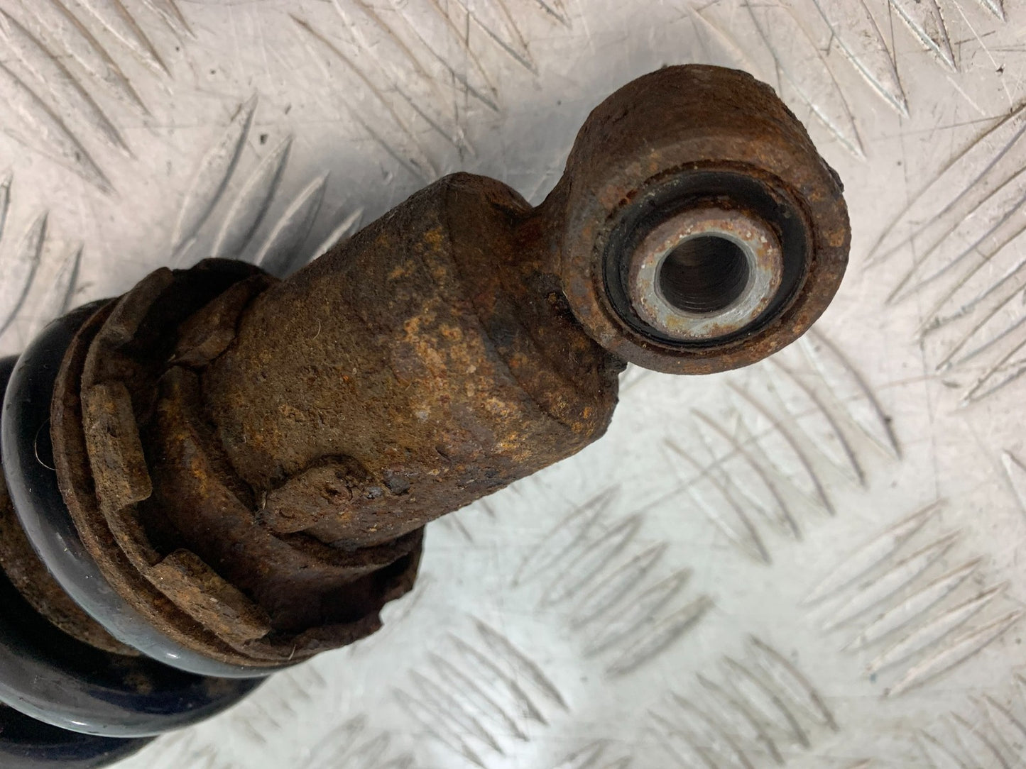 ROYAL ENFIELD HIMALAYAN 411 REAR SHOCK  YEAR 2018-2023 (CMB1279)