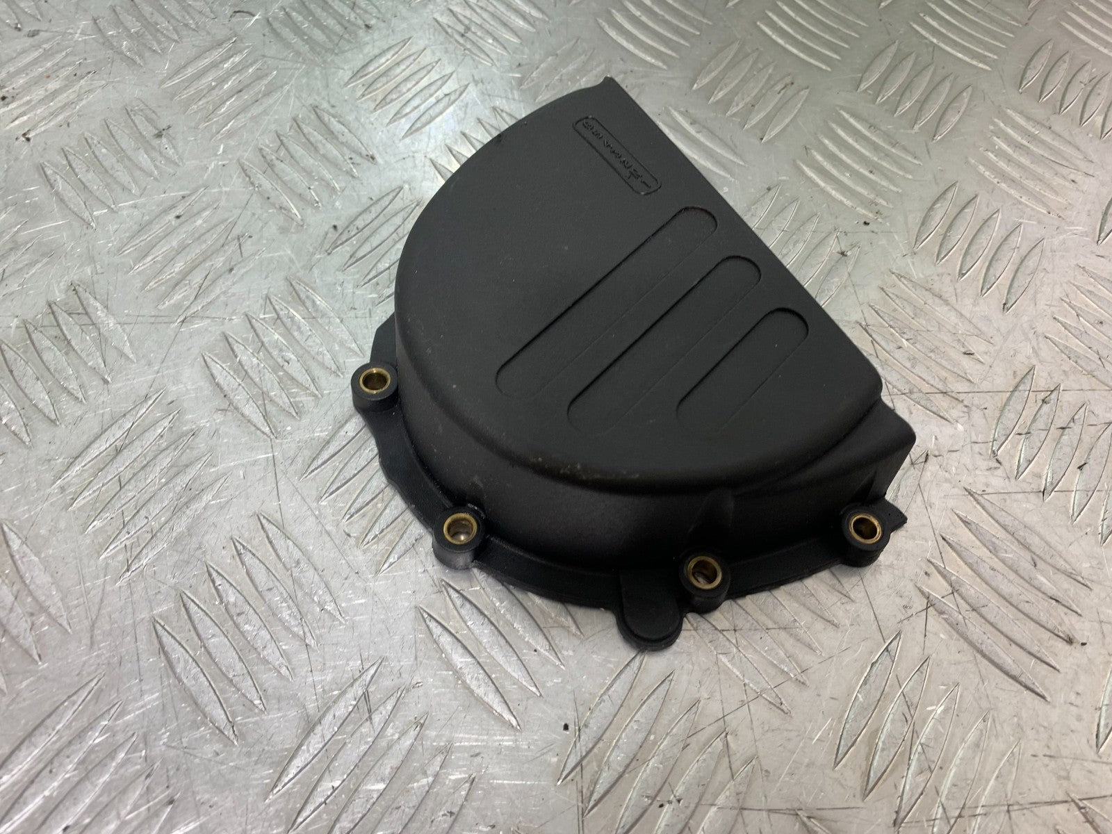 TRIUMPH 955i SPRINT ST SPROCKET COVER YEAR 1999-04 (CMB1230)