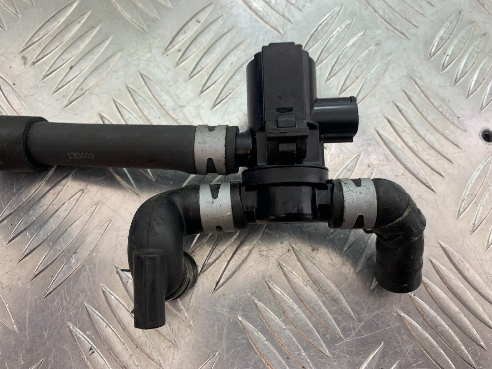 YAMAHA MT09 MT-09 AIR VALVE YEAR 2013-2016  (STOCK 997)