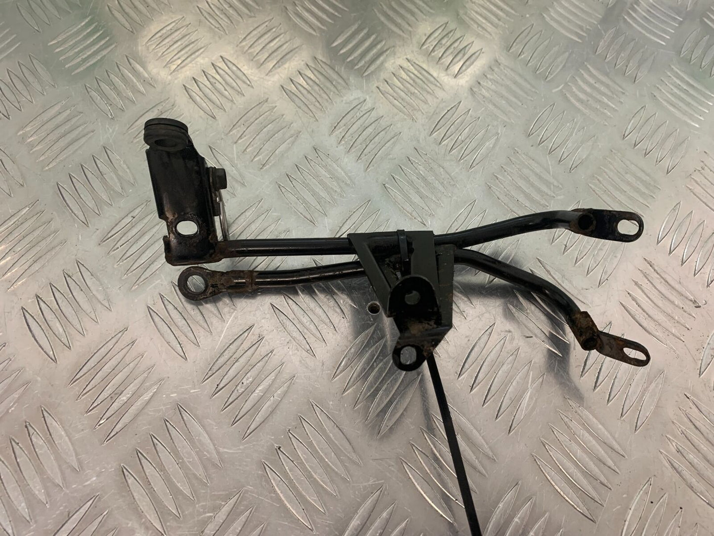TRIUMPH 1050 SPRINT GT 2 X BRACKETS   YEAR 2010-2014 (STOCK 979)