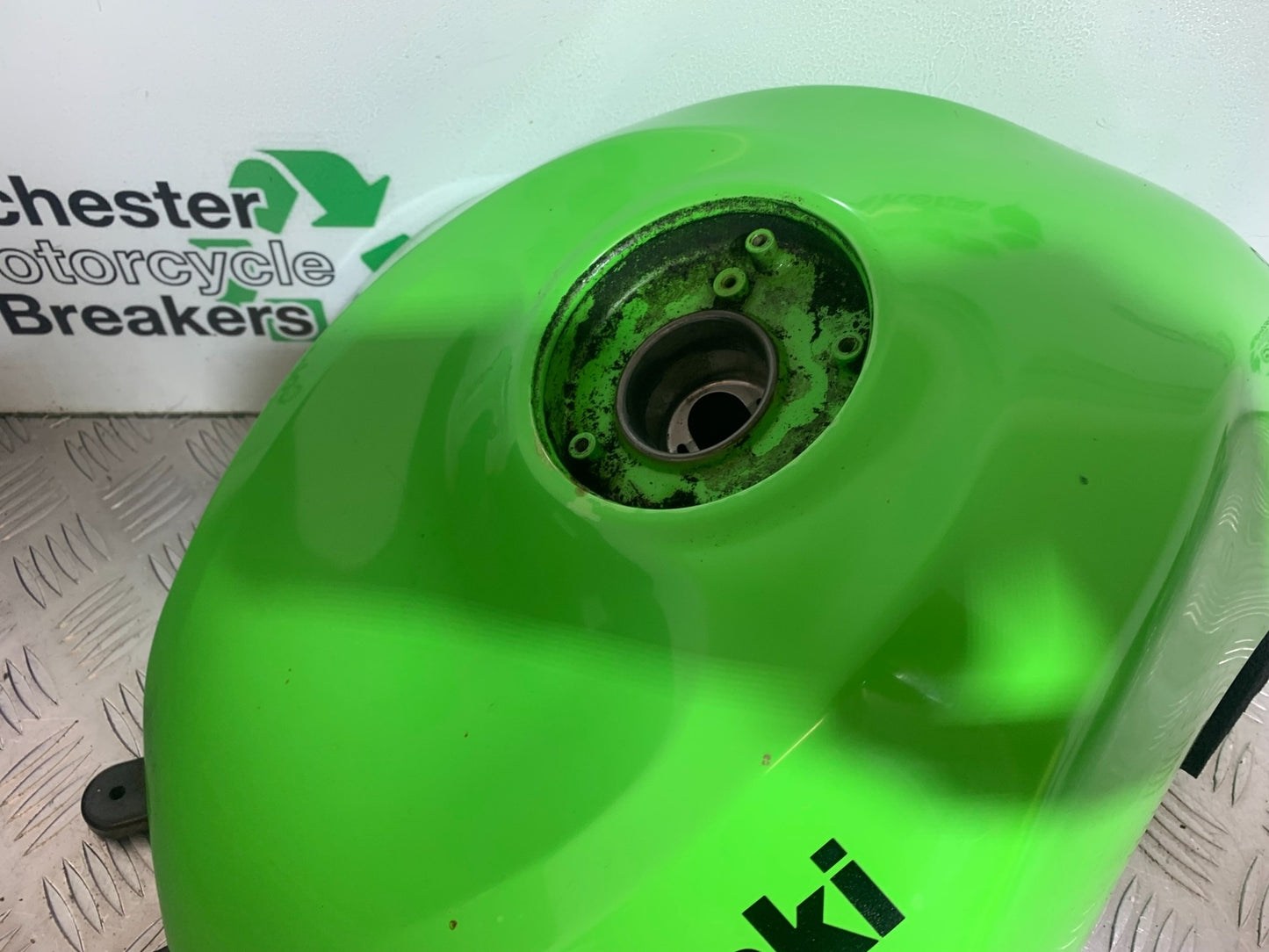 KAWASAKI ZX6R PETROL TANK  YEAR 2009-2012 (CMB1136)