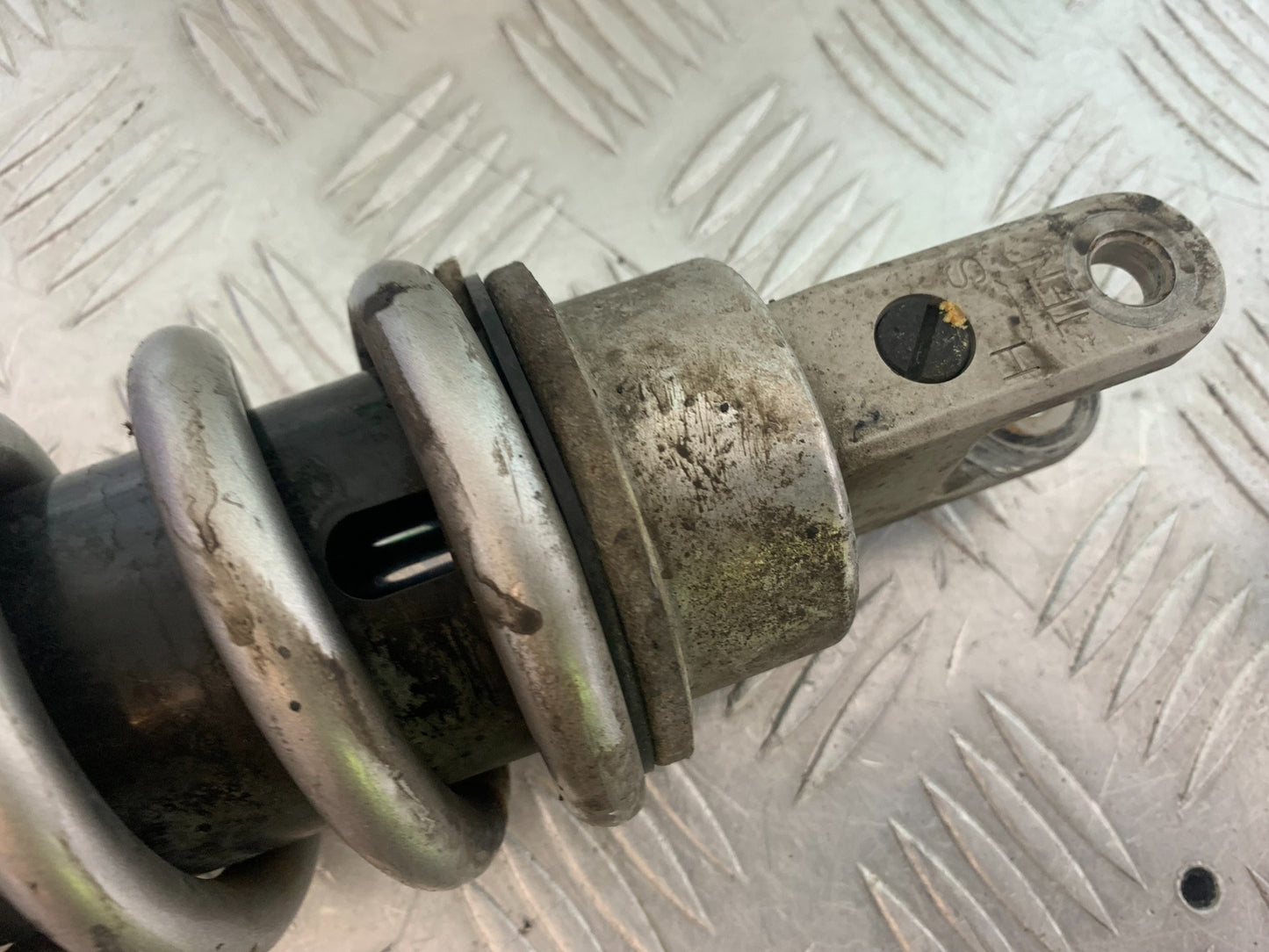 KAWASAKI ZX6R REAR SHOCK  YEAR 2009-2012 (CMB1136)