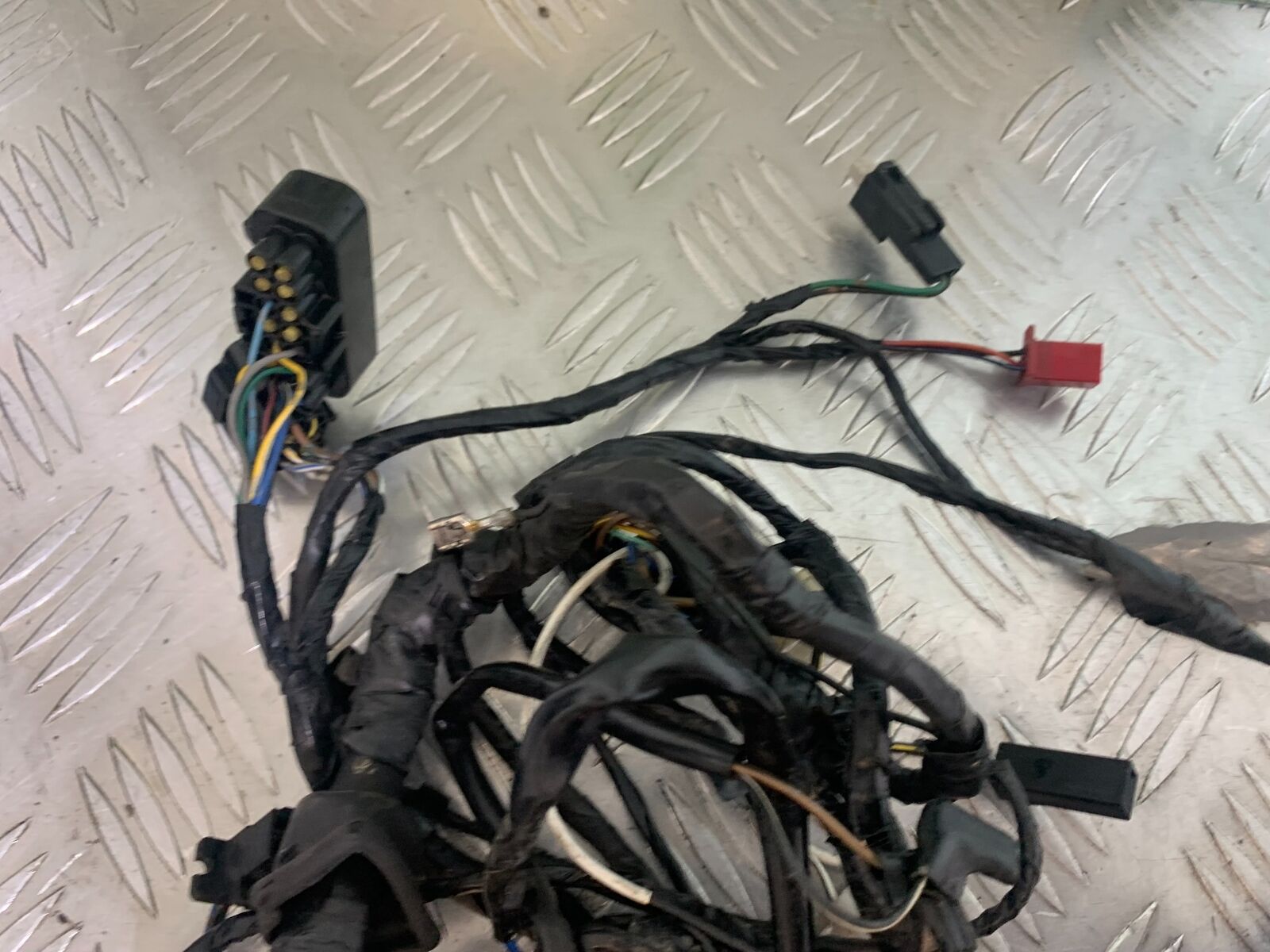 KAWASAKI ZX6R ZX636 WIRING LOOM  YEAR 2002  (CMB1100)