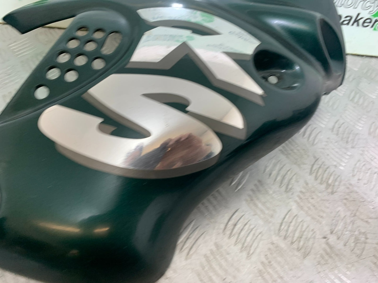 TRIUMPH 955I SPRINT RS RIGHT FAIRING  YEAR 1999-03 (CMB1313)
