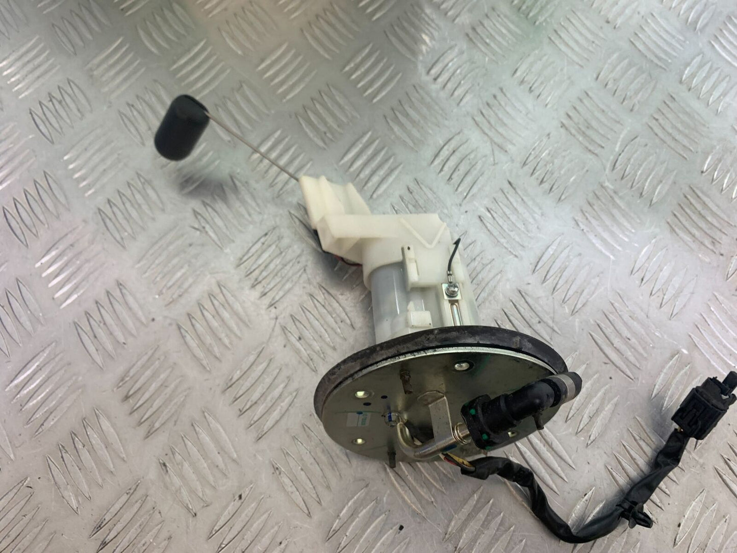 HONDA CB650 F CB 650 FA-H PETROL PUMP   YEAR 2017- 2019 (CMB1087)