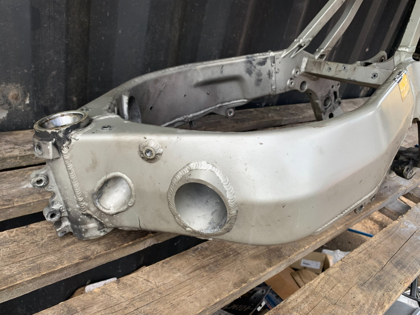 KAWASAKI ZX9R ZX9 R FRAME REG LOG BOOK YEAR 1998-1999 (CMB1329)
