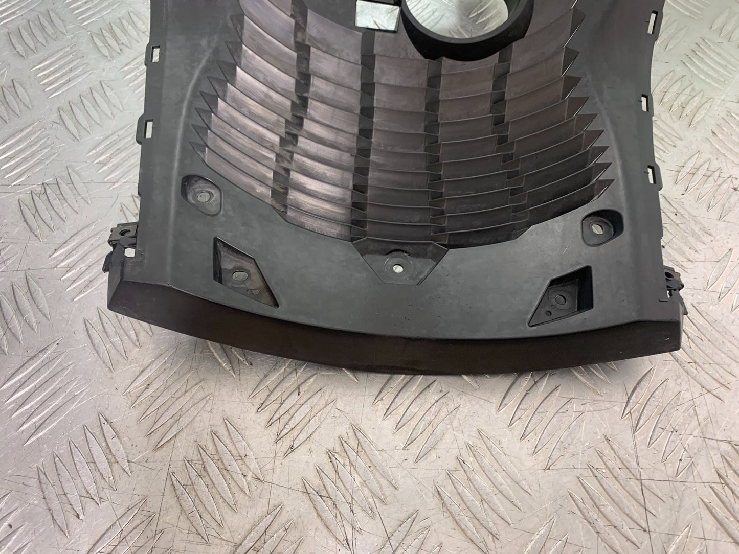 YAMAHA XMAX 300 RADIATOR GRILL YEAR 2017-2020 (CMB1218)