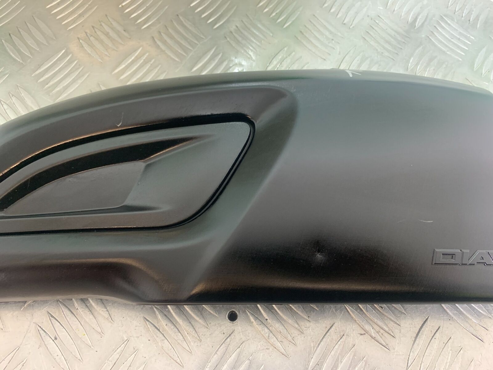 DUCATI DIAVEL 1200 RIGHT AIR DUCT COVER   YEAR 2014-17 (CMB1054)
