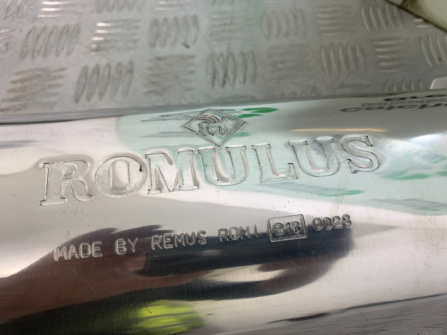 REMUS ROMULUS END CAN CARBON SILENCER SLIP ON 77mm
