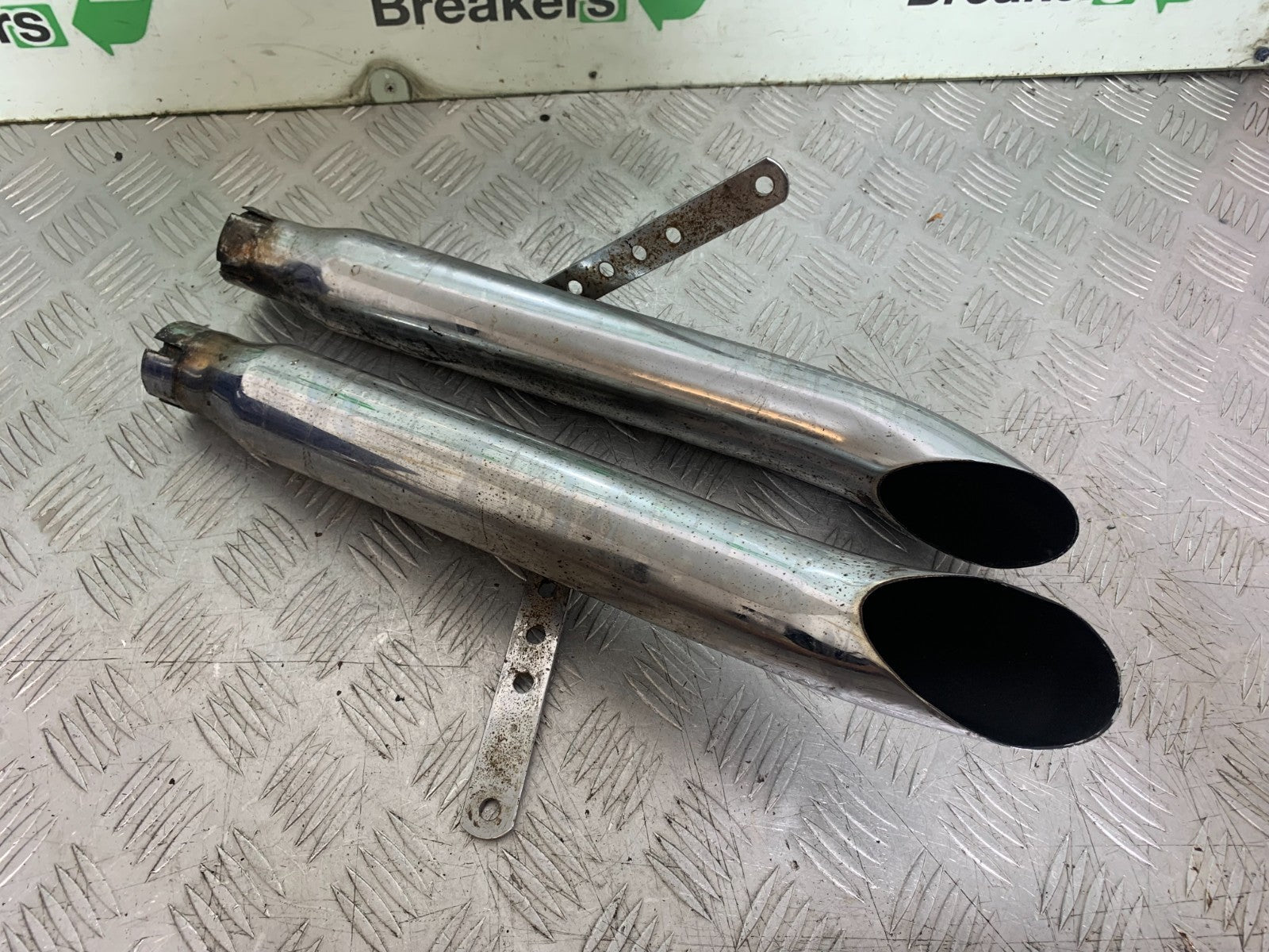 HONDA VT700 VT 700 SHADOW AFTERMARKET SILENCERS   YEAR 1984-85 (CMB1328)