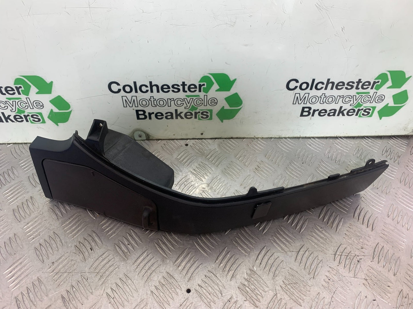 HONDA ST1100 PAN EUROPEAN LEFT SIDE TRIM AND LID   YEAR 1993-2001 (CMB1195)