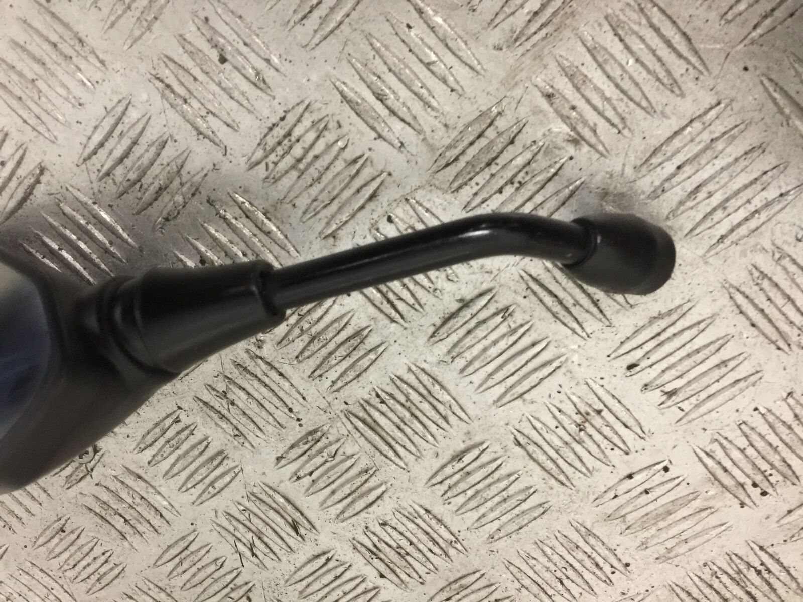 YAMAHA MT09 MT-09 FRONT LEFT HANGER YEAR 2018 (STOCK 906)