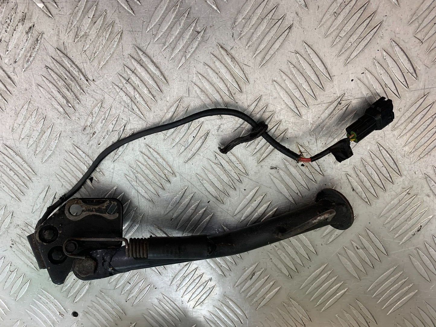 KTM DUKE 125 SIDE STAND AND BRACKET  YEAR 2012-2016 (CMB1317)