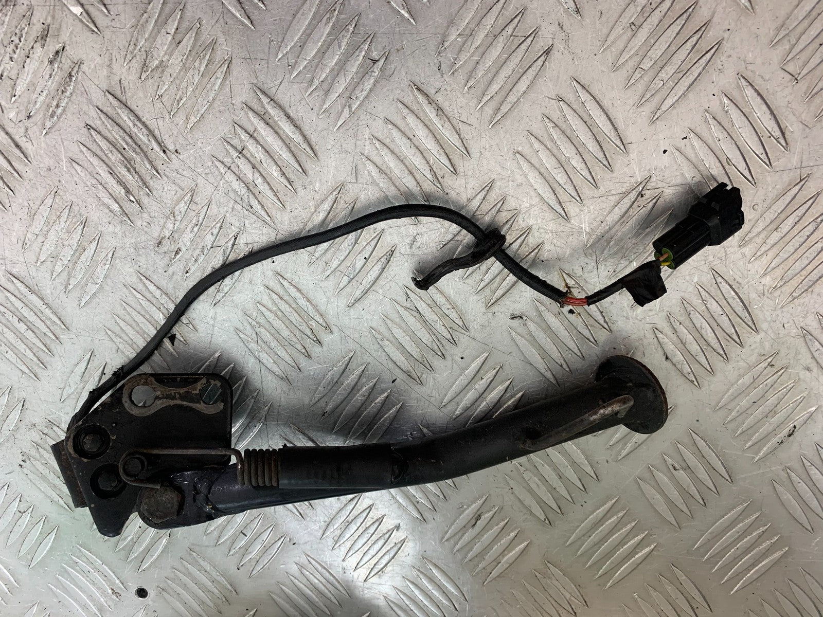 KTM DUKE 125 SIDE STAND AND BRACKET  YEAR 2012-2016 (CMB1317)