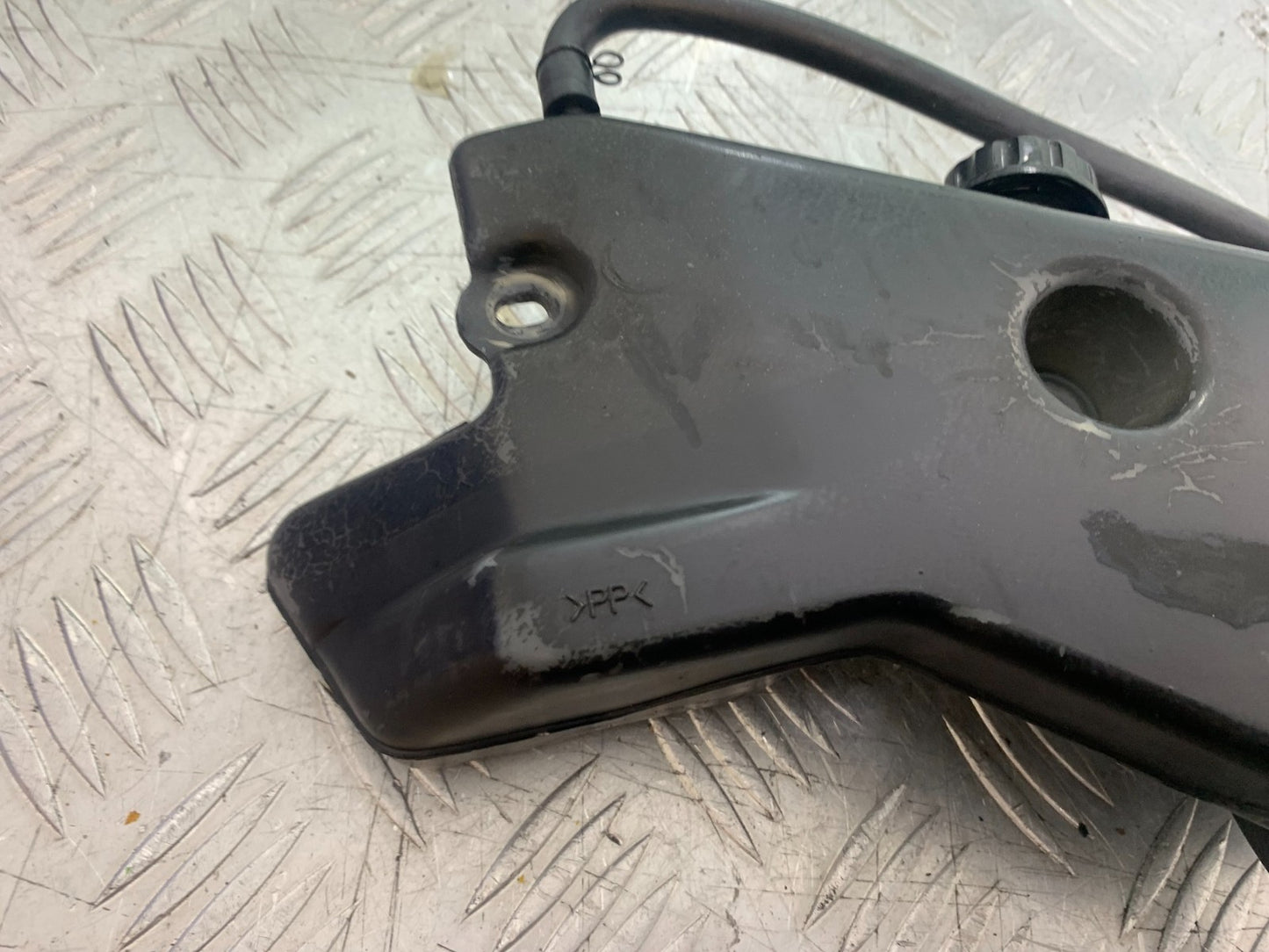 KAWASAKI ZX9R ZX9 C COOLANT BOTTLE   YEAR 1998-99 (CMB1213)