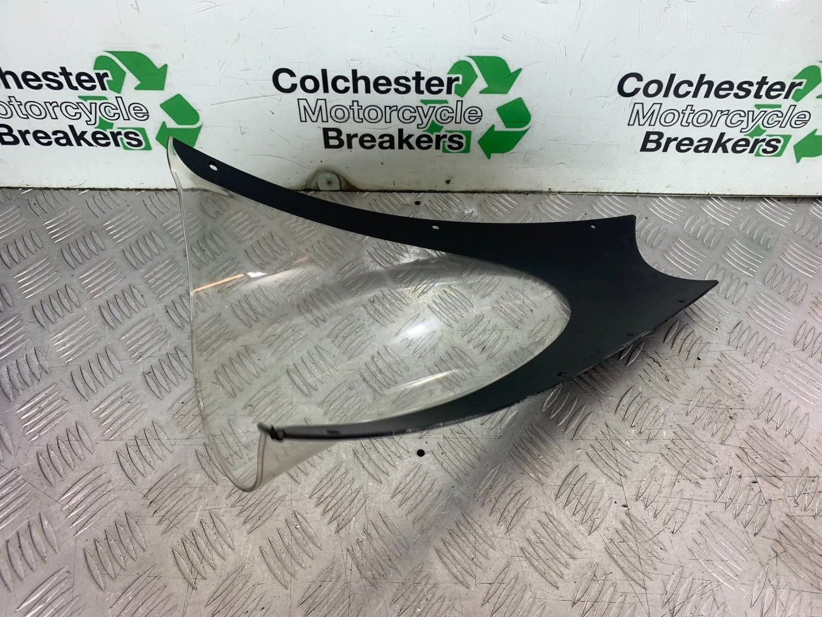 TRIUMPH 1050 SPRINT GT SCREEN  YEAR 2010-2016 (CMB1250)