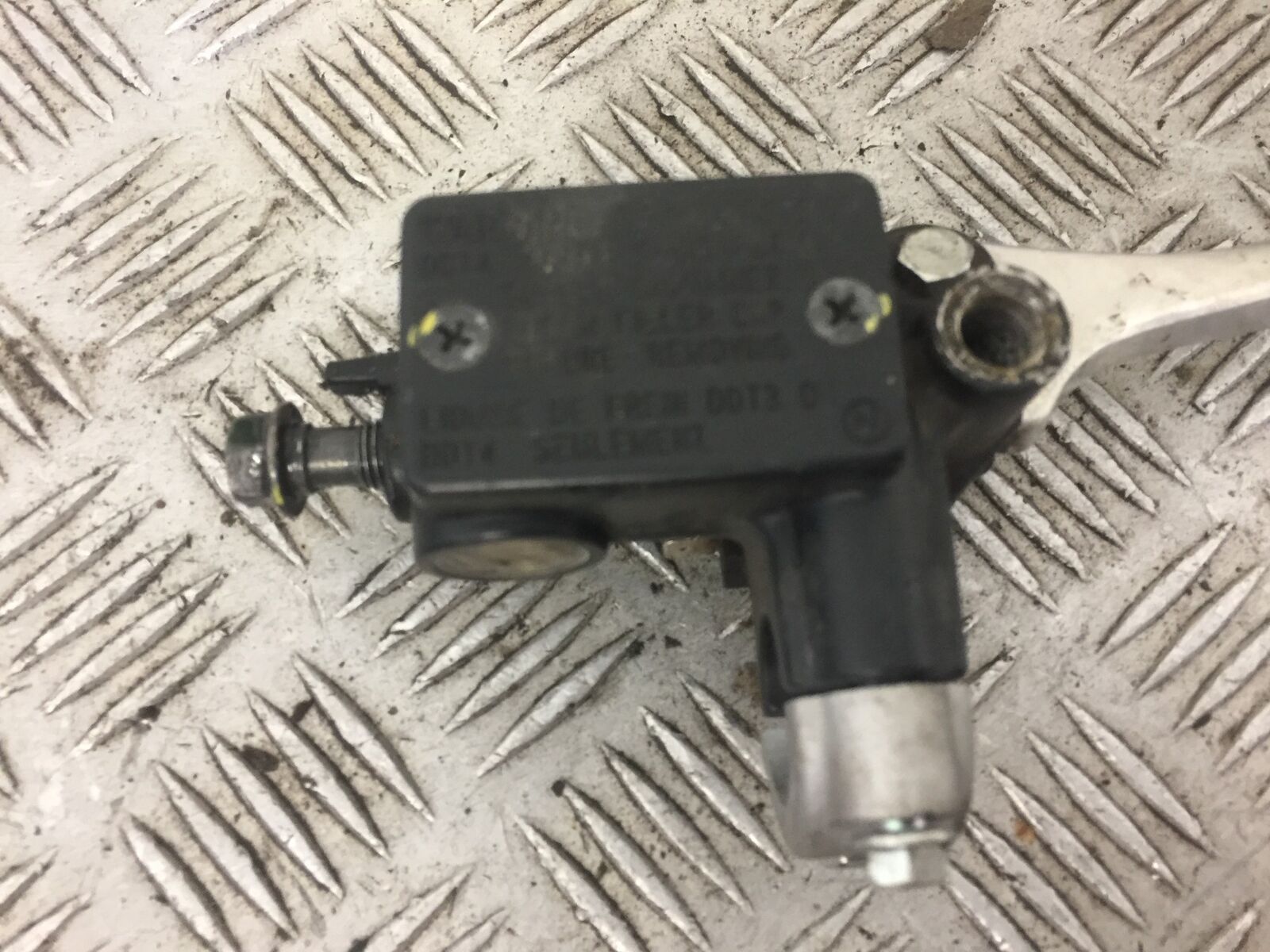 HONDA VISION NSC110 NSC 110 FRONT MASTER CYLINDER YEAR 2012  STOCK 600